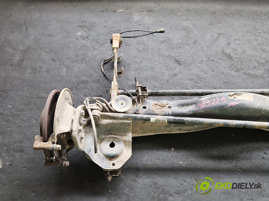 Toyota Proace I 2013-2016 2.0 D4D 128 HP manual 94 kW 1997 cm3 5- zadna výstuha  (Výstuha zadná)