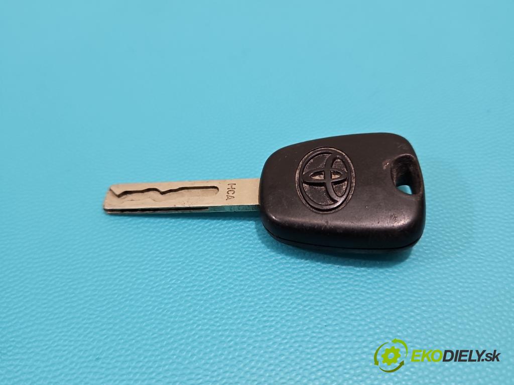 Toyota Proace I 2013-2016 2.0 D4D 128 HP manual 94 kW 1997 cm3 5- rukoväť predné ľavé mimo: 1198G3 (Kľučka dverí vonkajšia predná ľavá)