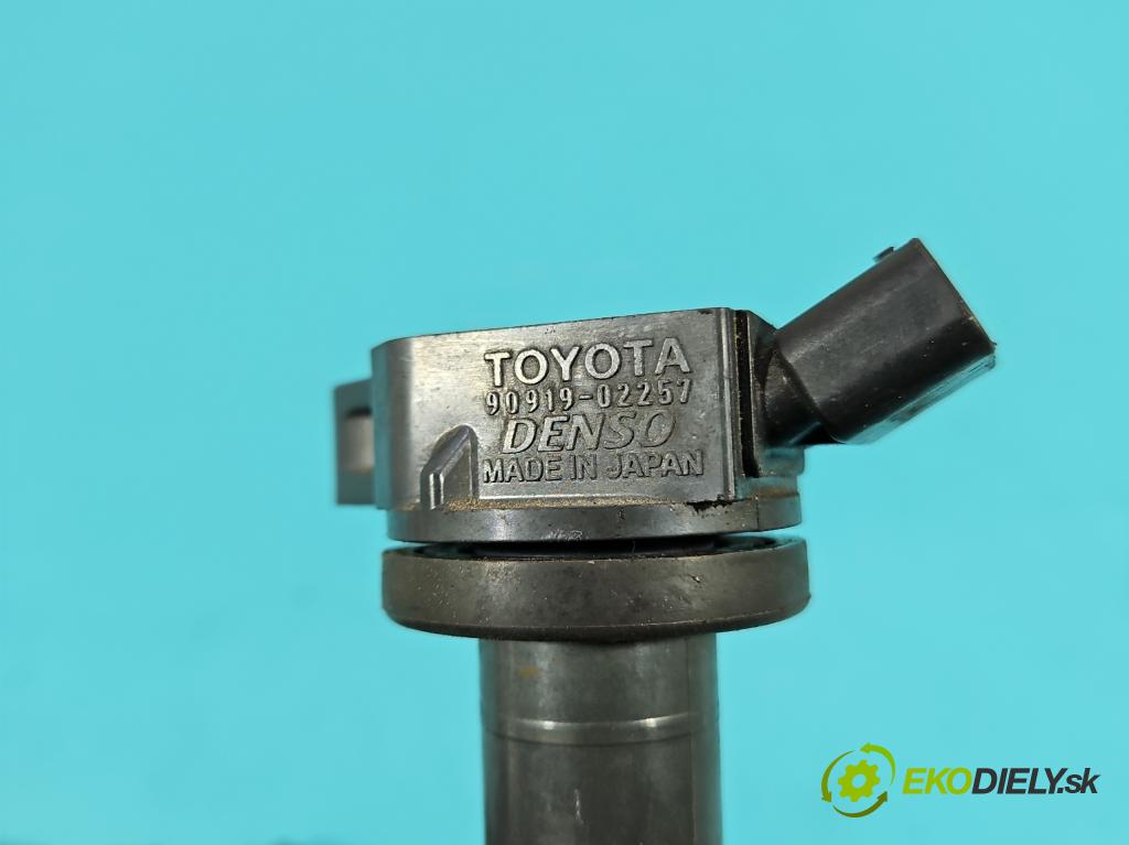 Toyota Yaris III 2011-2020 1.3 vvti 99 hp manual 73 kW 1329 cm3 5- cívka zapalovací 90919-02257 (Zapalovací cívky, moduly)