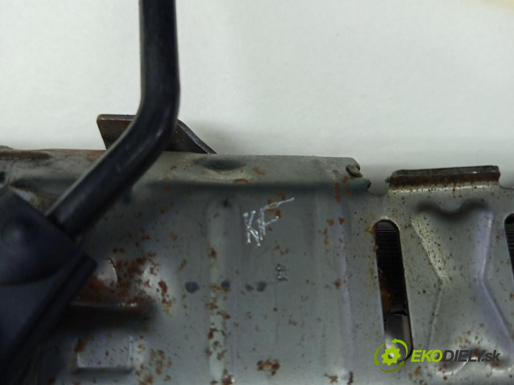 Toyota Proace I 2013-2016 2.0 D4D 128 hp manual 94 kW 1997 cm3 5- Sloupek volant 1811632100F (Tyč řízení (volantu))