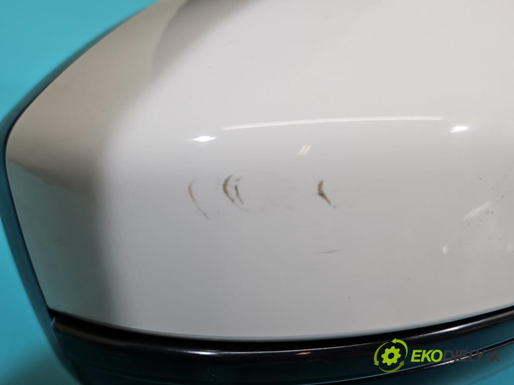 Land rover Discovery Sport 2014-2019 L550 2.0 Td 179KM automatic 132 kW 1999 cm3 5- zpětné zrcátko pravé  (Klika dveří ostatní)