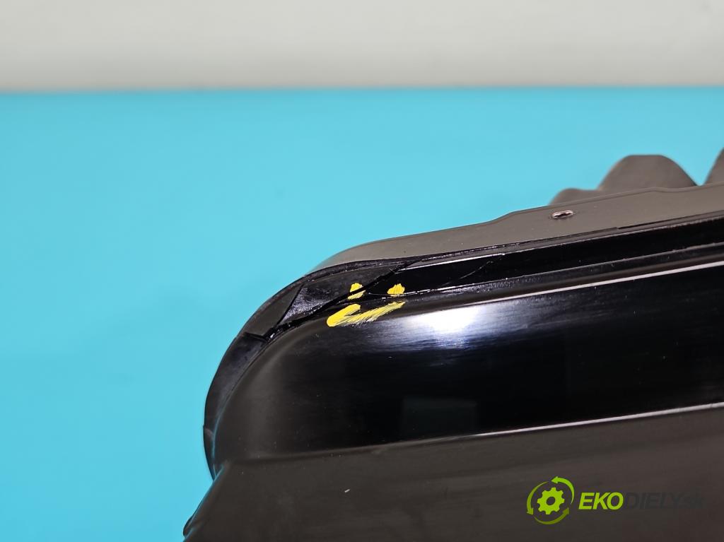 Audi A6 C7 2011-2018 2.0 TFSI 179KM automatic 132 kW 1984 cm3 4- světlo levý  (Klika dveří ostatní)