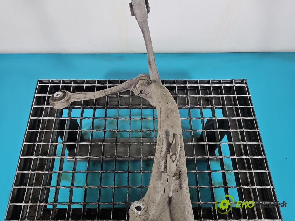 Audi A6 C7 2011-2018 2.0 TFSI 179KM automatic 132 kW 1984 cm3 4- náboj levé  (Náboje)