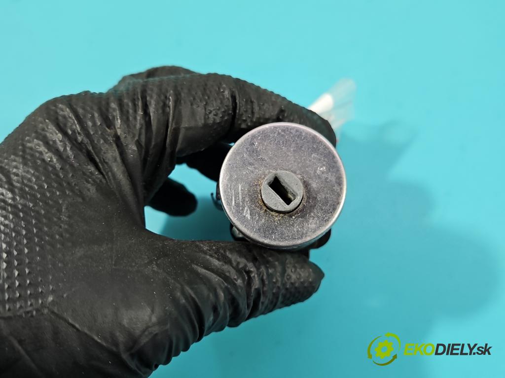 Citroen C4 Picasso I 2006-2013 2.0 hdi 136 HP automatic 100 kW 1997 cm3 5- Spínačka  (Spínacia skrinka)