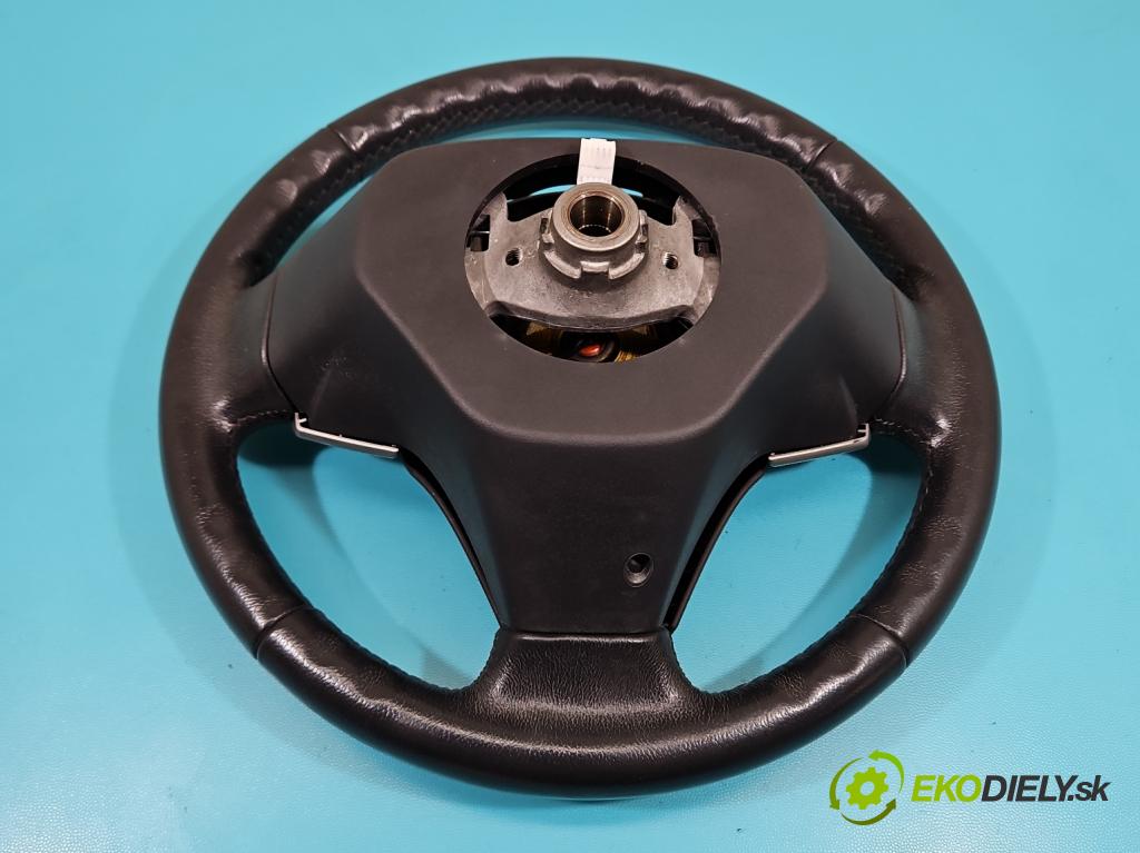 Toyota Yaris II 2005-2011 1.4 D4D 90 HP manual 66 kW 1364 cm3 5- volant  (Volant)