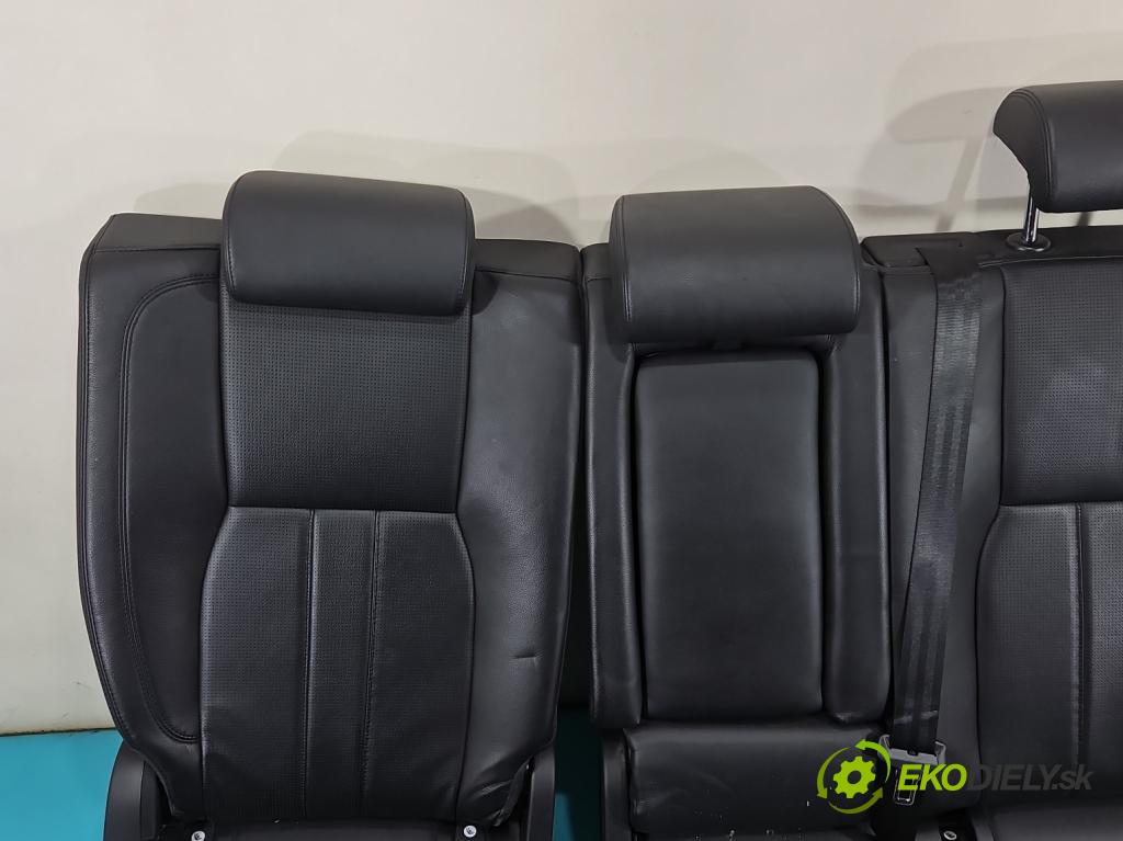 Land rover Discovery Sport 2014-2019 L550 2.0 Td 179KM automatic 132 kW 1999 cm3 5- Pohovka: zadné  (Sedadlo)
