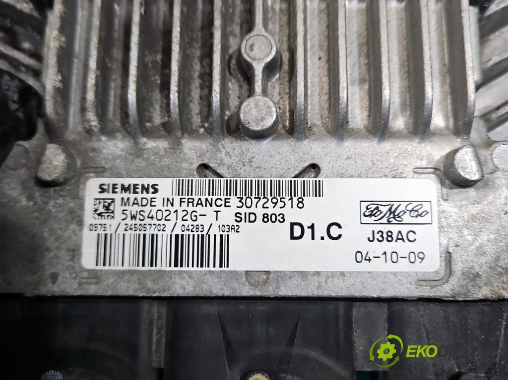 Volvo V50 2.0d 136 HP manual 100 kW 1997 cm3 5- riadiaca jednotka motora 30729518