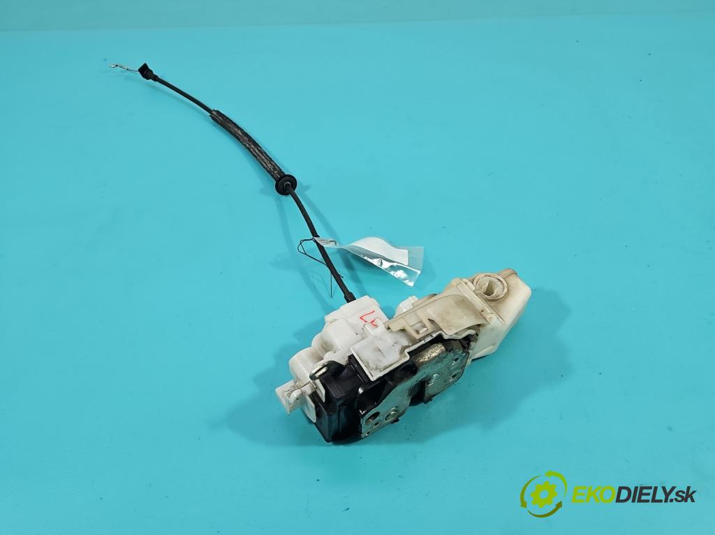 Alfa romeo 159 1.9 jtd 150 HP manual 110 kW 1910 cm3 5- zámok predné ľavý 