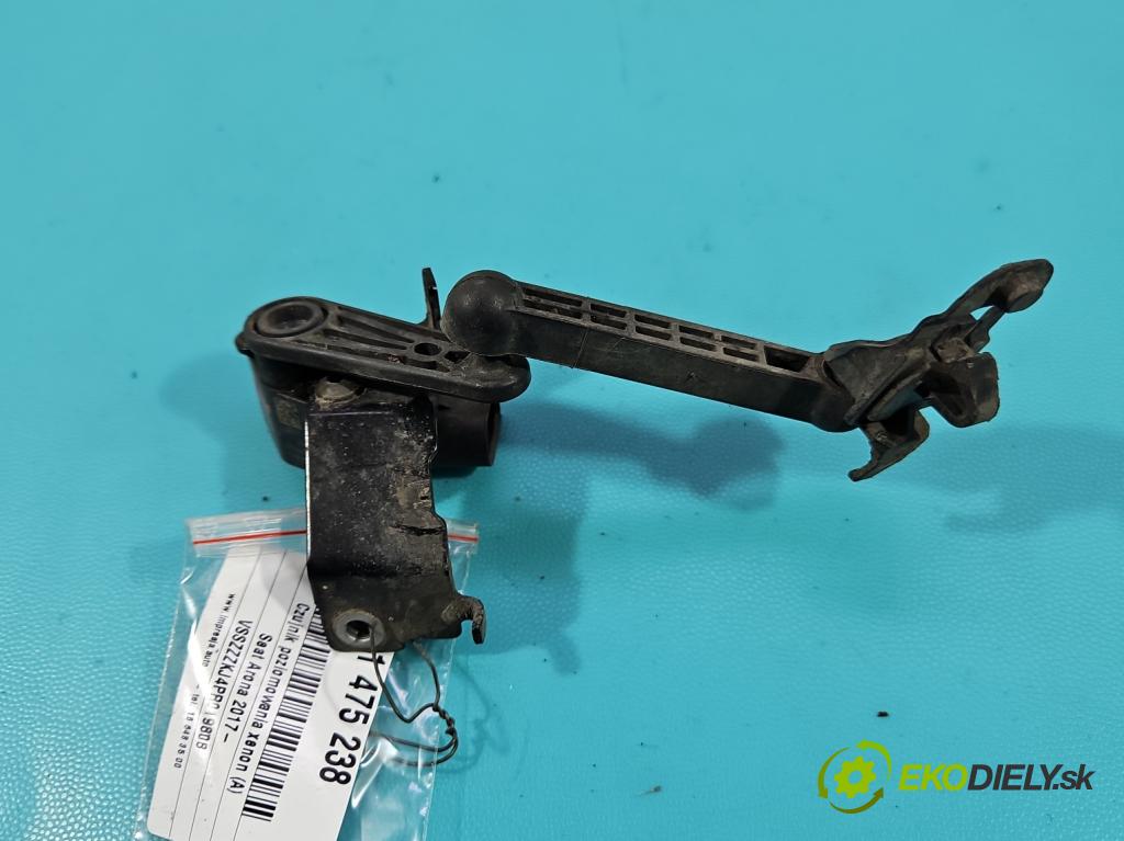 Seat Arona 2017- 1.0 TSI 110 HP manual 81 kW 999 cm3 5- snímač nastavenia xenon 4M0907503 (Snímač)