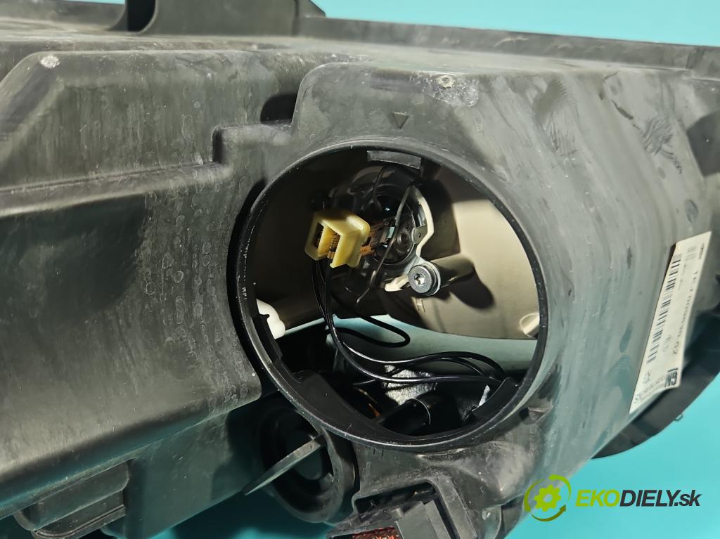 Opel Insignia A 2008-2017 2.0 cdti 131 HP manual 96 kW 1956 cm3 5- Reflektor: pravý 13226783 (Svetlo predné pravé)