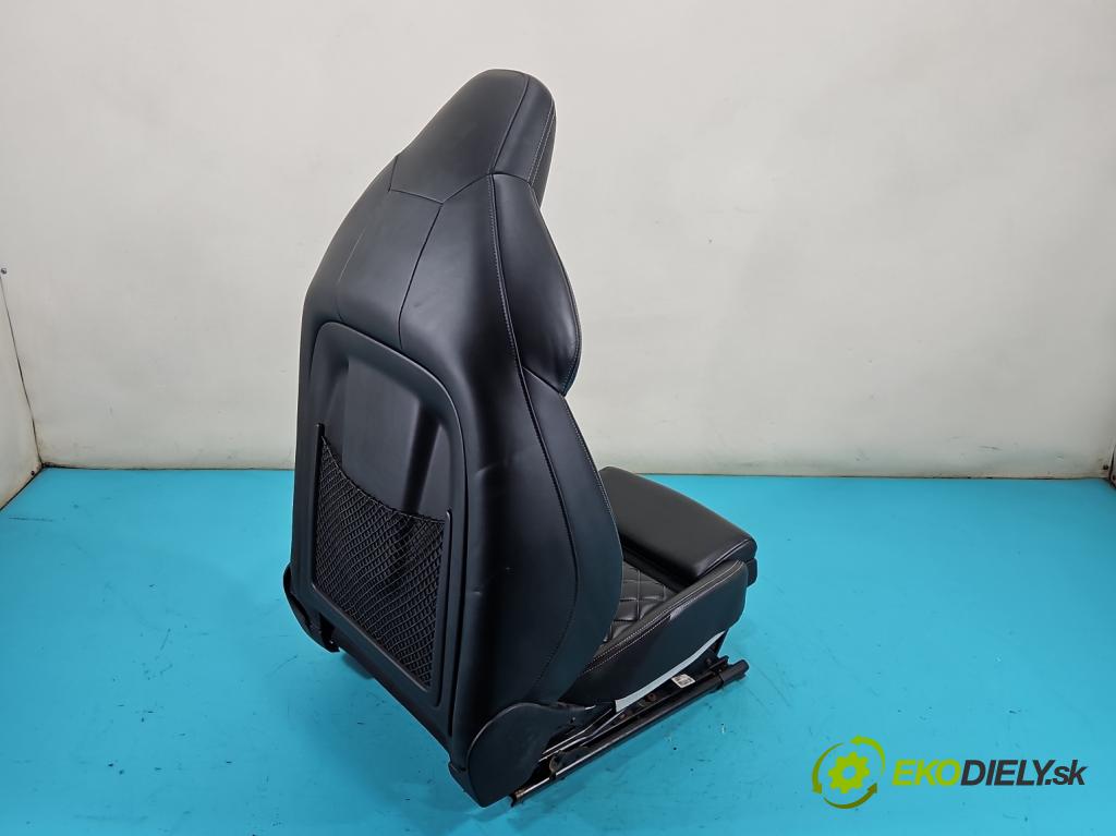 Audi A7 4G 2010-2018 4.0 V8 TFSI 420hp automatic 309 kW 3993 cm3 5- sedačke: komplet