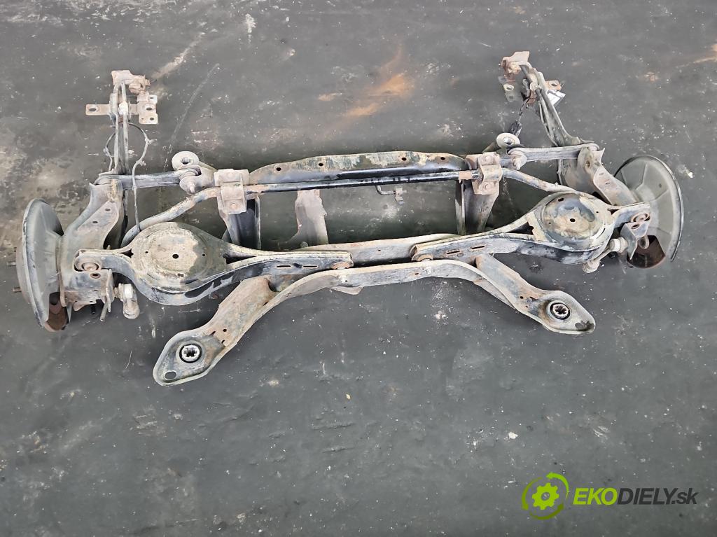 Ford Mondeo Mk4 2007-2014 1.6 16V 125 hp manual 92 kW 1596 cm3 5- zadní výztuha  (Zadní výztuha)