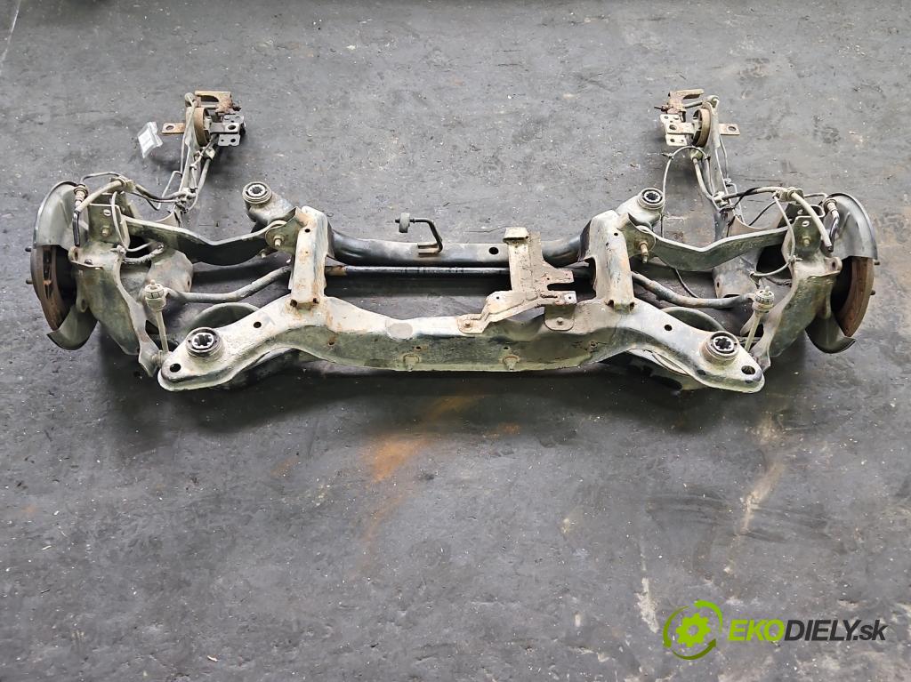 Ford Mondeo Mk4 2007-2014 1.6 16V 125 hp manual 92 kW 1596 cm3 5- zadní výztuha  (Zadní výztuha)