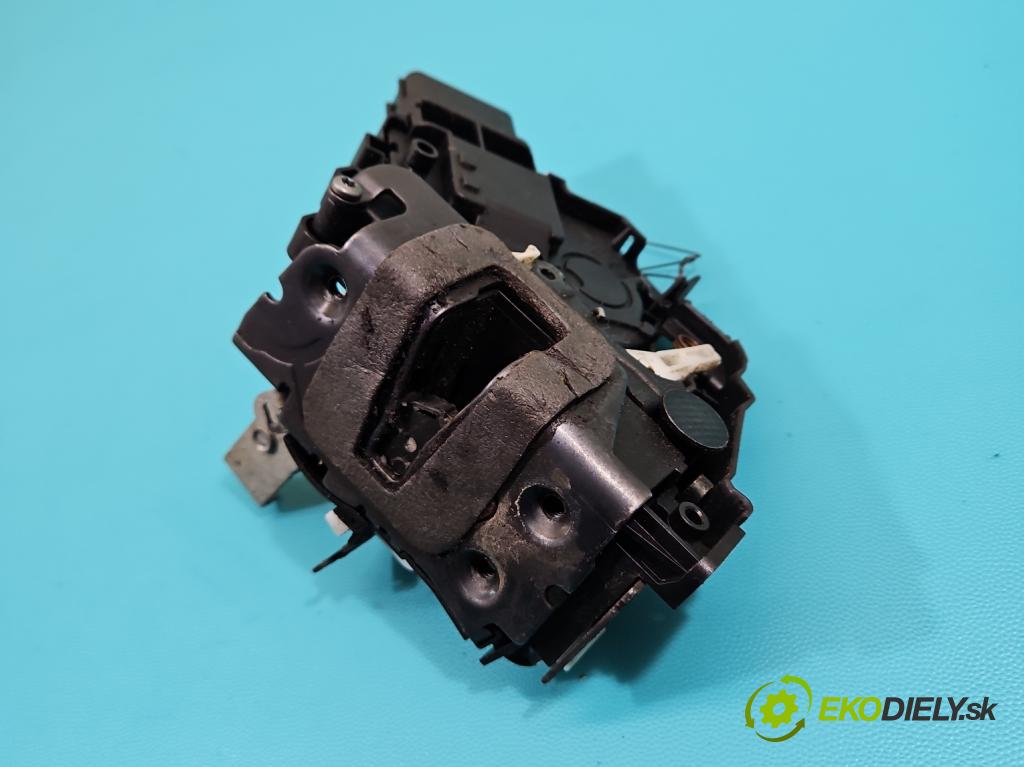 Ford Mondeo Mk4 2007-2014 1.6 16V 125 hp manual 92 kW 1596 cm3 5- zámek přední pravý 6M2A-R21812-AB