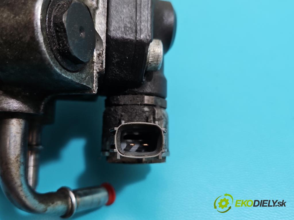 Volvo V60 I 2010-2018 2.0 D4 181KM manual 133 kW 1969 cm3 5- čerpadlo vstrekovacia 31405129 (Vstrekovacie čerpadlo)