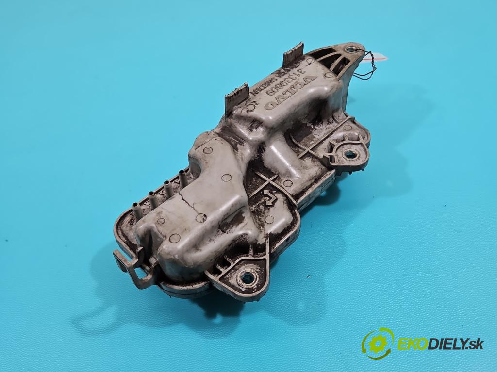 Volvo V60 I 2010-2018 2.0 D4 181KM manual 133 kW 1969 cm3 5- Nádrž: vzduchu 31339809 (Obal vzduchového filtra)