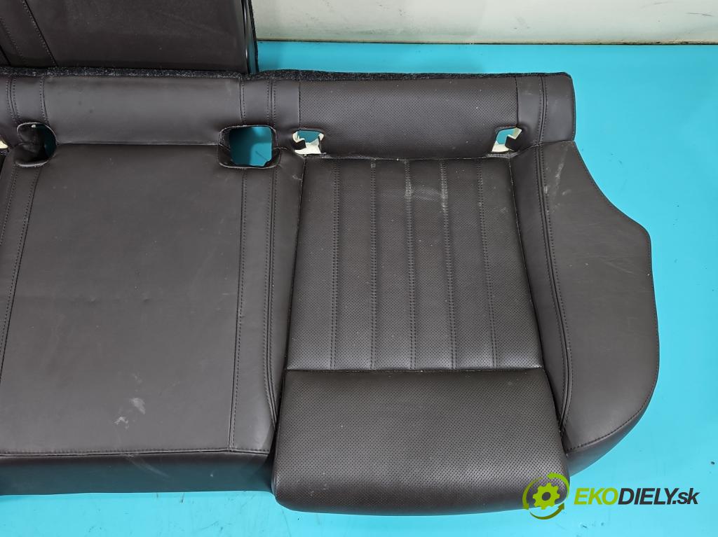 Skoda Superb III 2015-2024 2.0 TDI 190 HP automatic 140 kW 1968 cm3 5- Pohovka: zadné 3V0963561K (Sedadlo)