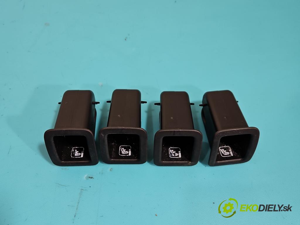 Skoda Superb III 2015-2024 2.0 TDI 190 HP automatic 140 kW 1968 cm3 5- Pohovka: zadné 3V0963561K (Sedadlo)