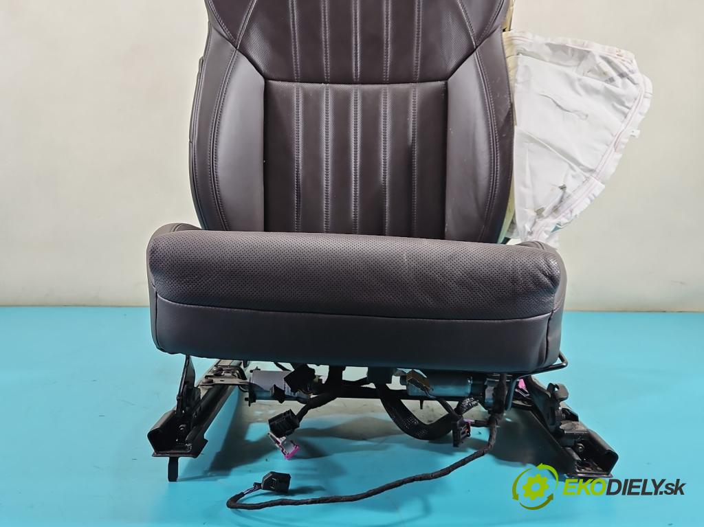 Skoda Superb III 2015-2024 2.0 TDI 190 HP automatic 140 kW 1968 cm3 5- Sedačka ľavý  (Sedadlo)