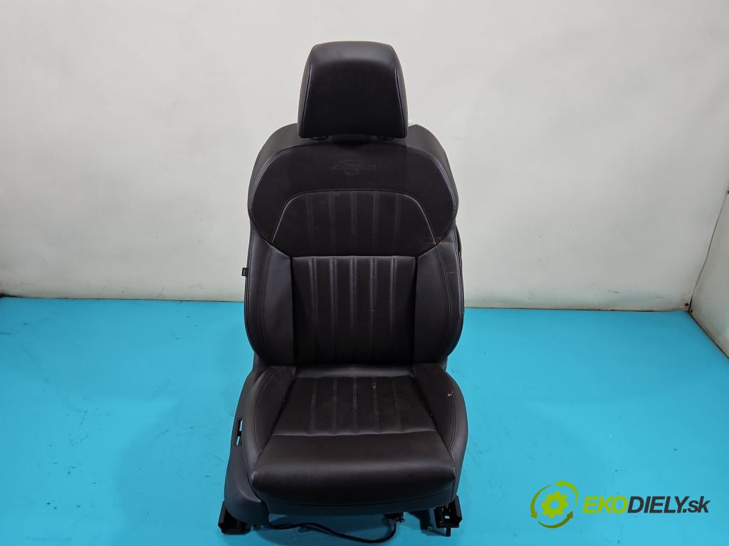 Skoda Superb III 2015-2024 2.0 TDI 190 HP automatic 140 kW 1968 cm3 5- Sedačka pravý  (Sedadlo)
