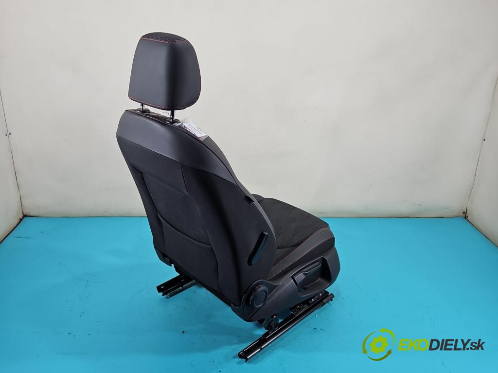 Seat Leon III 2012-2020 1.8 TSI 179KM automatic 132 kW 1798 cm3 5- Sedačka pravý  (Sedadlo)