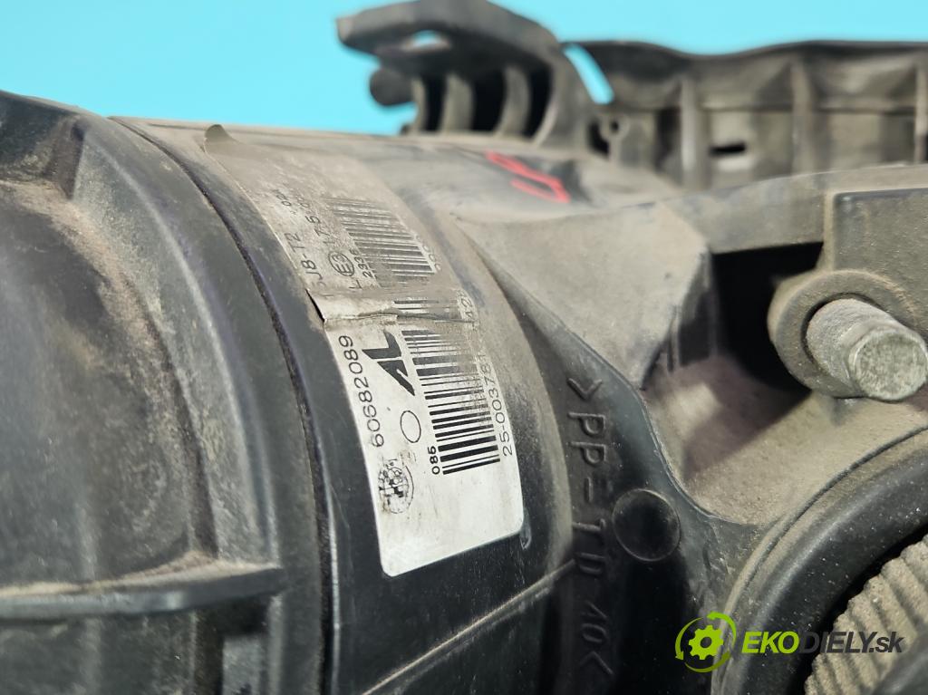 Alfa romeo 159 1.9 jtd 150 hp manual 110 kW 1910 cm3 5- světlo levý 60682089 (Klika dveří ostatní)