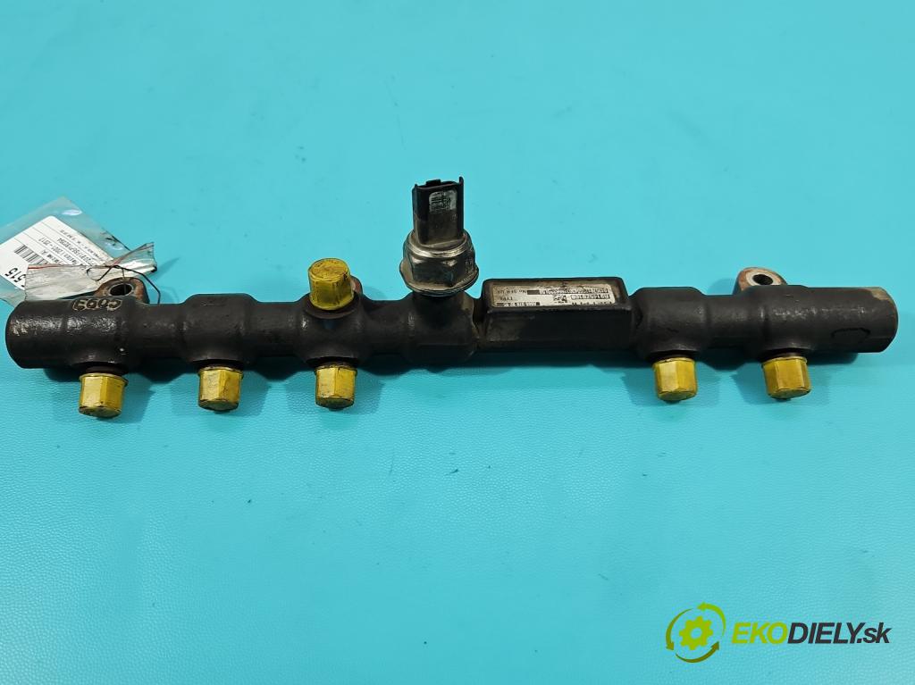 Ssangyong Rexton I 2001-2017 2.7 XDI 165 HP automatic 121 kW 2696 cm3 5- lišta vstrekovacia A6650700295 (Vstrekovacia lišta)