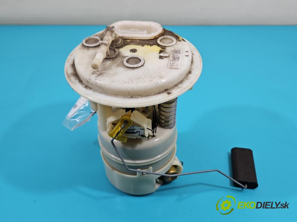 Peugeot 407 2.2 16V 158 HP manual 116 kW 2230 cm3 4- čerpadlo palivo 9647082680