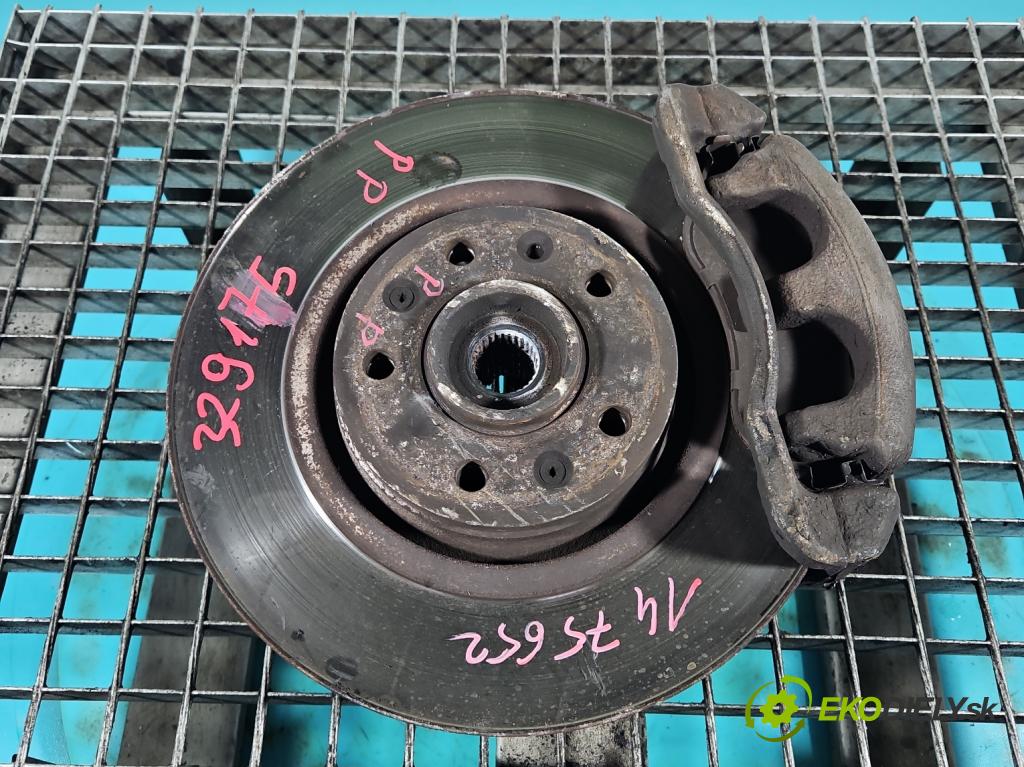 Fiat Scudo II 2006-2016 2.0 jtd 136hp manual 100 kW 1997 cm3 5- náboj pravé  (Náboje)