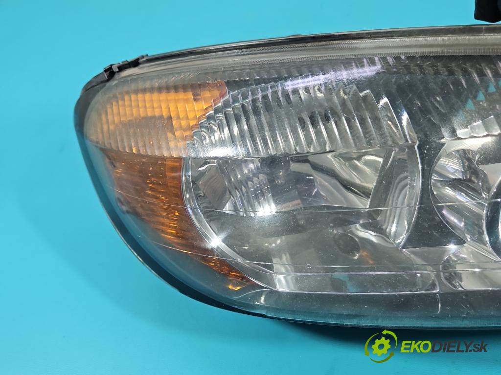 Nissan Primera P11 1996-2002 1.6 16V 99 HP manual 73 kW 1597 cm3 5- Reflektor: pravý  (Svetlo predné pravé)