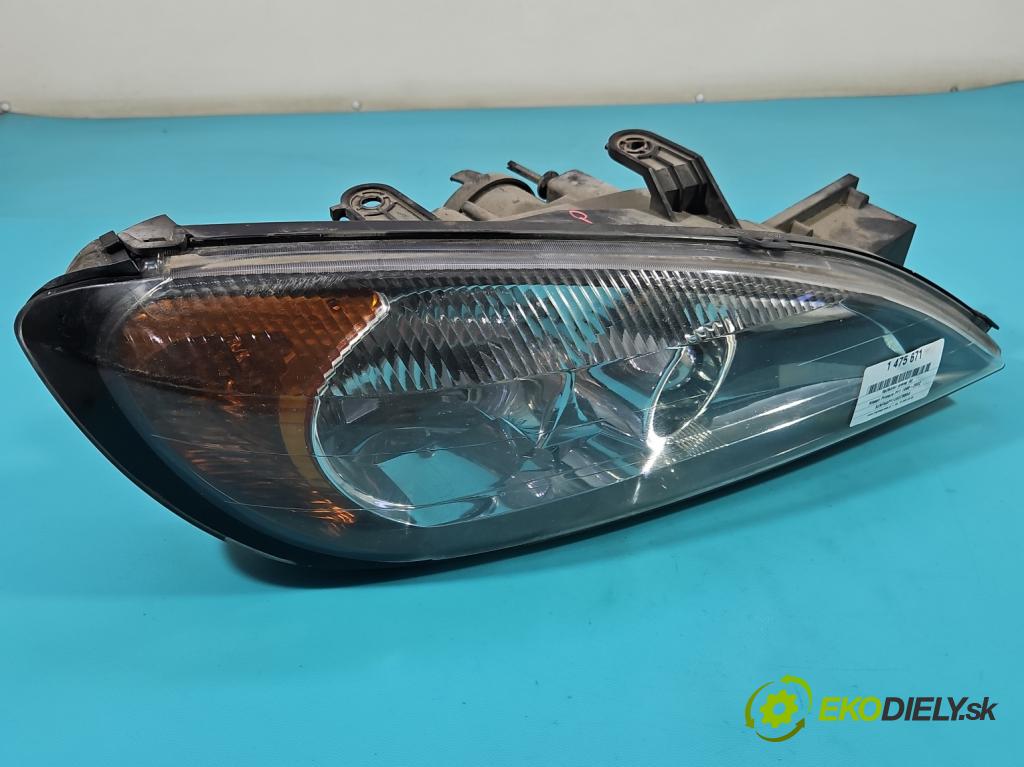 Nissan Primera P11 1996-2002 1.6 16V 99 HP manual 73 kW 1597 cm3 5- Reflektor: pravý  (Svetlo predné pravé)