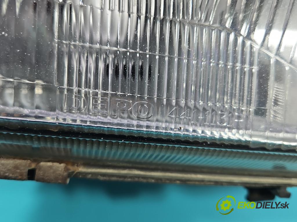 Audi 80 B4 1991-1994 2.0 90 HP manual 66 kW 1984 cm3 4- Reflektor: pravý  (Svetlo predné pravé)
