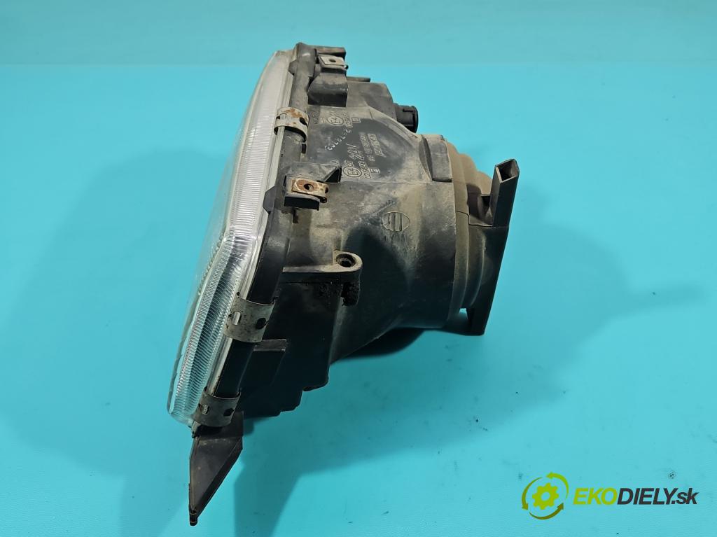 Audi 80 B4 1991-1994 2.0 90 HP manual 66 kW 1984 cm3 4- Reflektor: pravý  (Svetlo predné pravé)