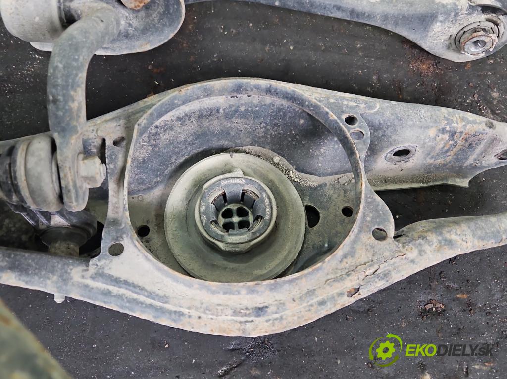 Seat Leon III 2012-2020 1.8 TSI 179KM automatic 132 kW 1798 cm3 5- zadní výztuha 5Q0505315G (Zadní výztuha)