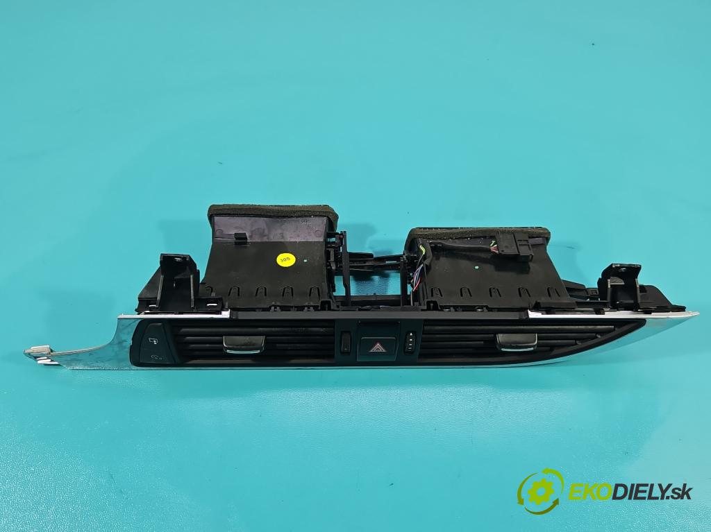 Audi A7 4G 2010-2018 4.0 V8 TFSI 420 hp automatic 309 kW 3993 cm3 5- Mřížka: kúrenia stredová 4G1820951 (Mriežka kúrenia (fukár))