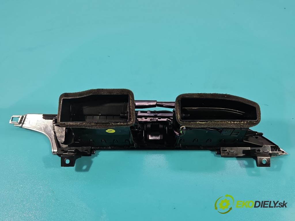 Audi A7 4G 2010-2018 4.0 V8 TFSI 420 hp automatic 309 kW 3993 cm3 5- Mřížka: kúrenia stredová 4G1820951 (Mriežka kúrenia (fukár))