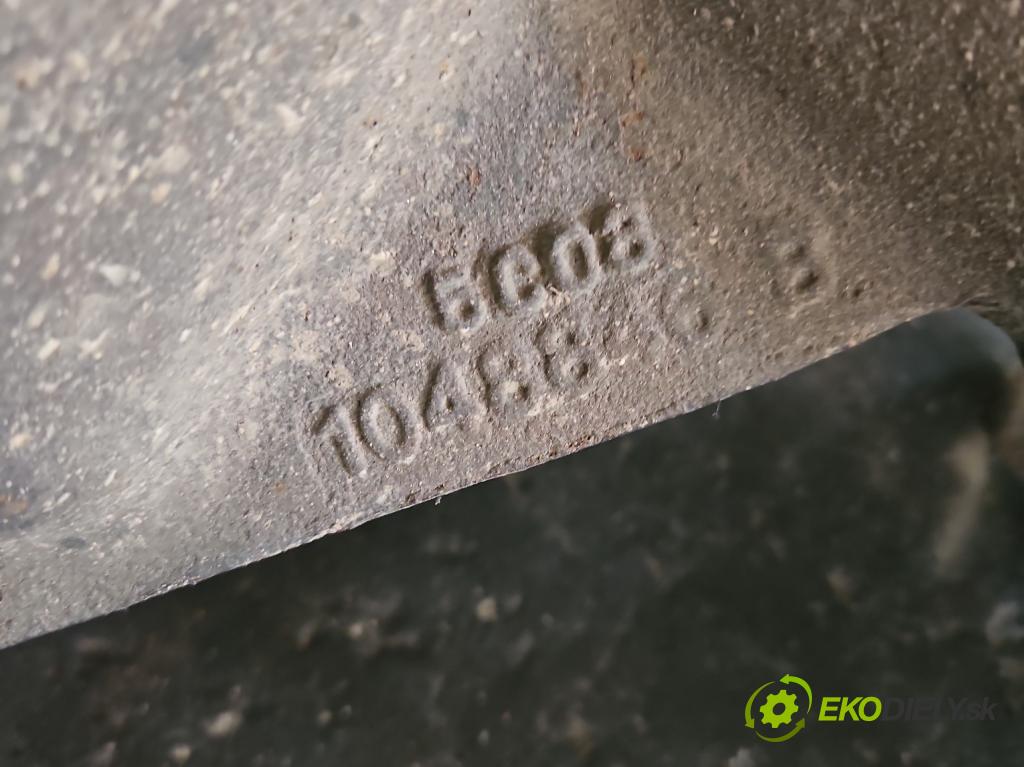 Ssangyong Rexton I 2001-2017 2.7 XDI 165 HP automatic 121 kW 2696 cm3 5- Most: zadní: