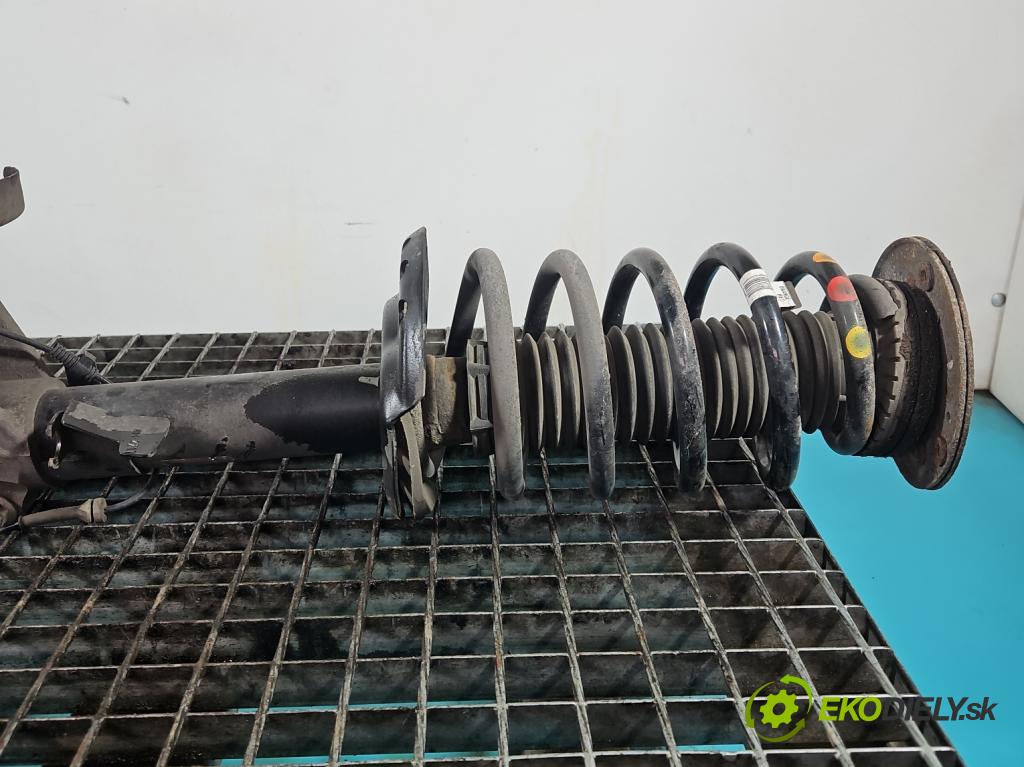 Land rover Discovery Sport 2014-2019 L550 2.0 Td 179KM automatic 132 kW 1999 cm3 5- tlmič predné pravý FK72-18045-AC (Kľučka dverí ostatné)