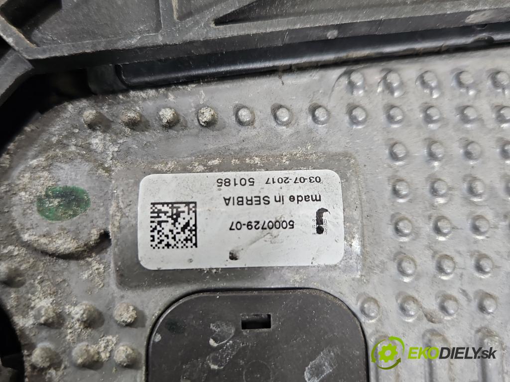 Land rover Discovery Sport 2014-2019 L550 2.0 Td 179KM automatic 132 kW 1999 cm3 5- Ventilátor chladiča GJ32-8C607-BC