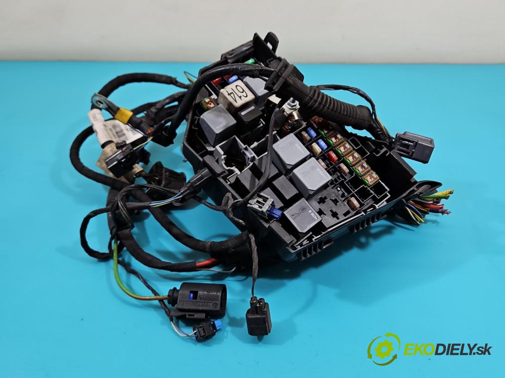 Land rover Discovery Sport 2014-2019 L550 2.0 Td 179KM automatic 132 kW 1999 cm3 5- skříňka pojistková 6G9T-14A067-A (Pojistkové skříňky)