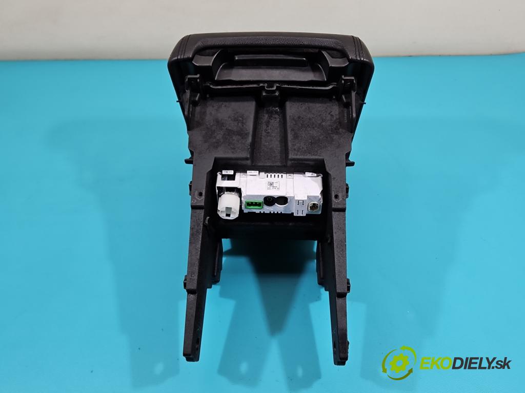 Land rover Discovery Sport 2014-2019 L550 2.0 Td 179KM automatic 132 kW 1999 cm3 5- operadlo FK72-048W42-A (Lakťová opierka)