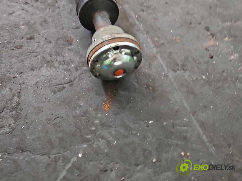 Land rover Discovery Sport 2014-2019 L550 2.0 Td 179KM automatic 132 kW 1999 cm3 5- Hřídel: zadné  (Kardaňový hriadeľ)