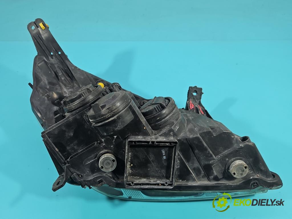 Opel Vectra C 2002-2008 1.9 cdti 150 hp manual 110 kW 1910 cm3 5- světlo levý 13170915 (Klika dveří ostatní)