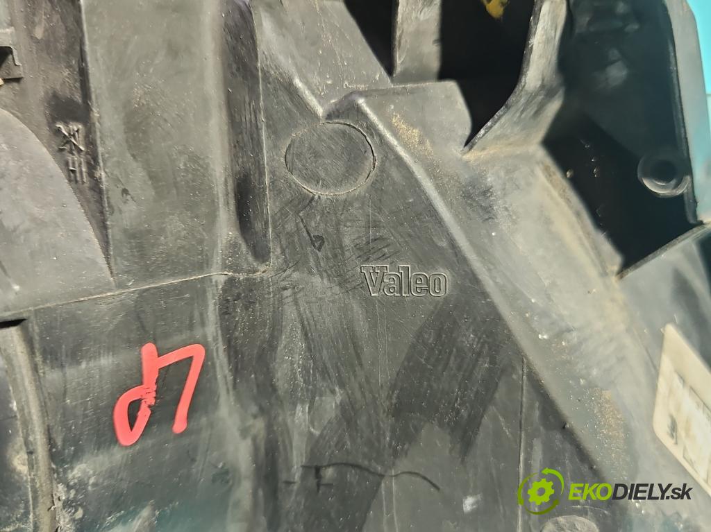 Opel Vectra C 2002-2008 1.9 cdti 150 hp manual 110 kW 1910 cm3 5- světlo levý 13170915 (Klika dveří ostatní)