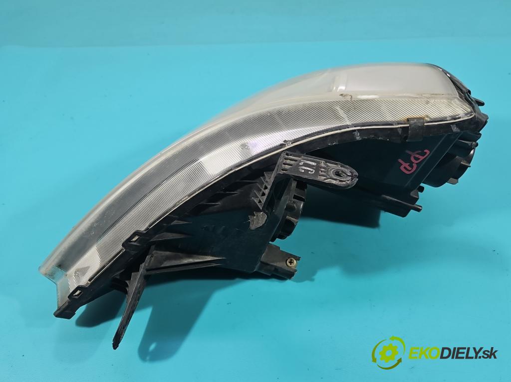 Ssangyong Rexton I 2001-2017 2.7 XDI 165 HP automatic 121 kW 2696 cm3 5- Reflektor: pravý  (Svetlo predné pravé)