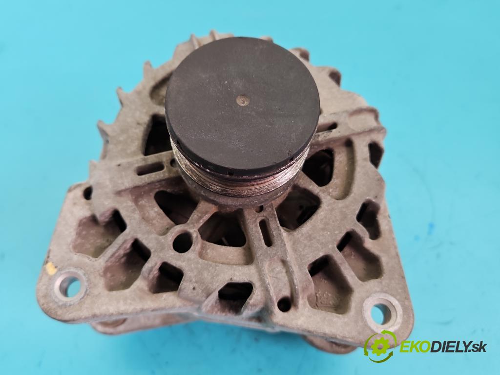 Dacia Sandero II 2012-2020 1.0 12V 73 HP manual 54 kW 999 cm3 5- Alternator 231007582R (Alternátor)