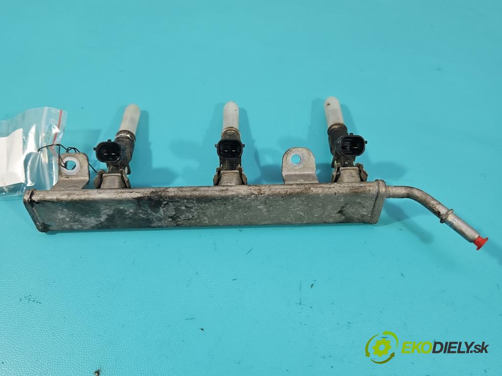 Dacia Sandero II 2012-2020 1.0 12V 73 HP manual 54 kW 999 cm3 5- vstrek 166003188R (Vstrekovač paliva)