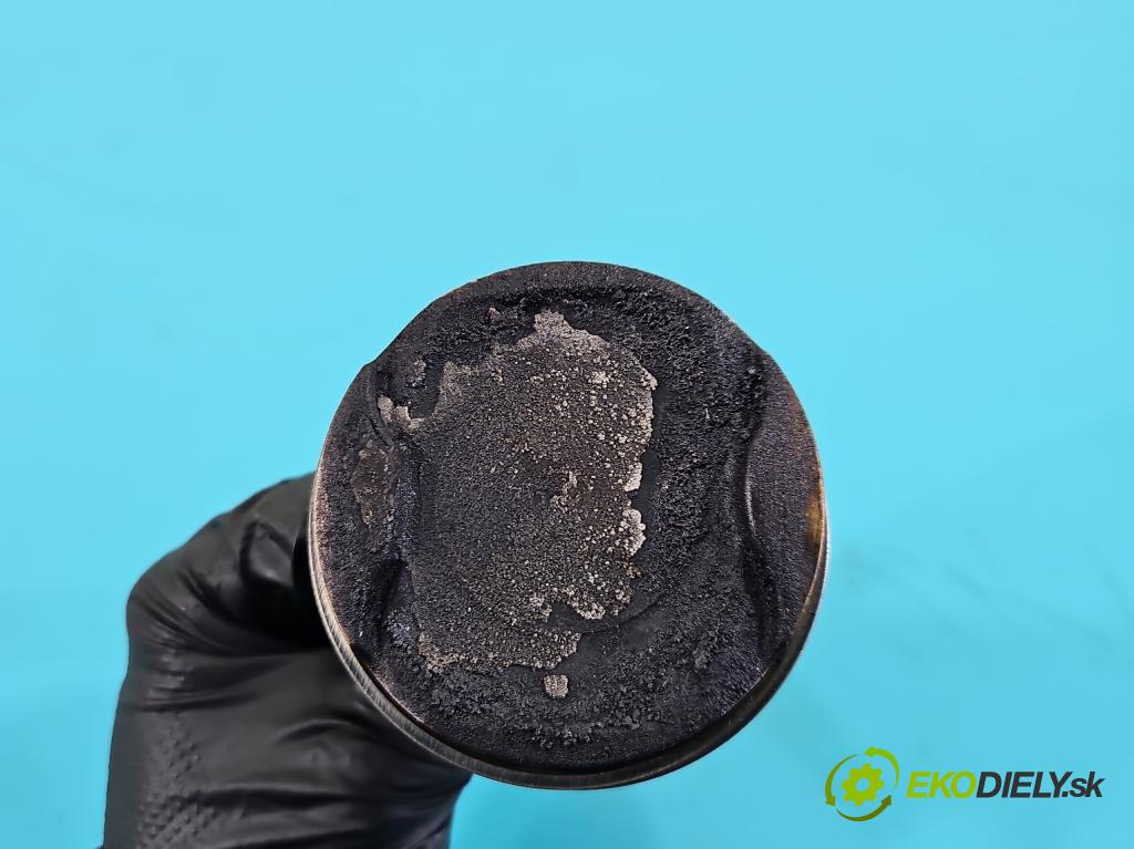 Dacia Sandero II 2012-2020 1.0 12V 73 HP manual 54 kW 999 cm3 5- piest B4D (Piest)