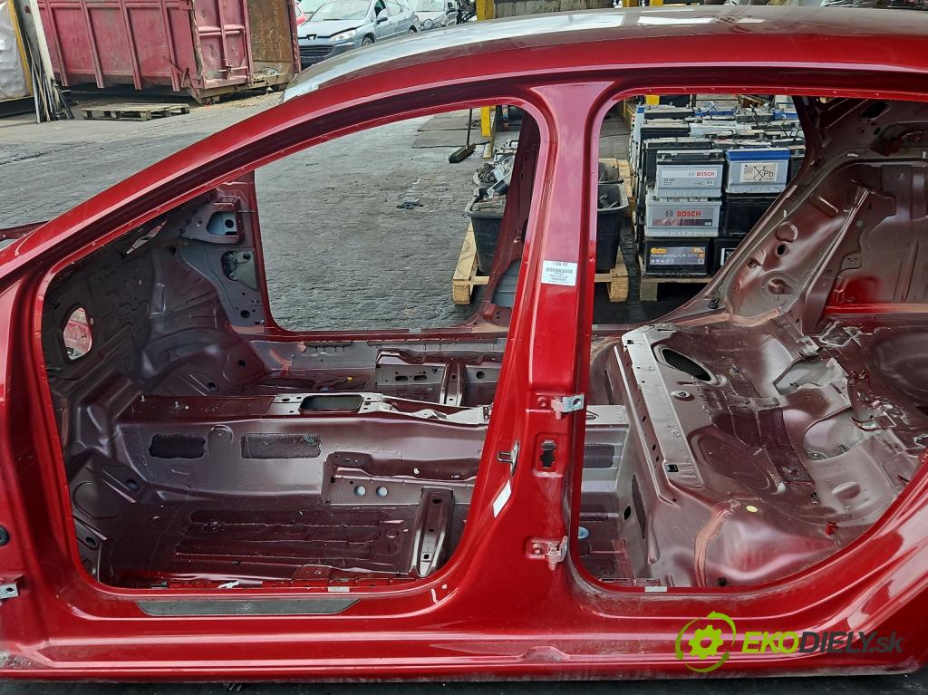 Seat Leon III 2012-2020 1.8 TSI 179KM automatic 132 kW 1798 cm3 5- práh levý  (Karoserie ostatní)