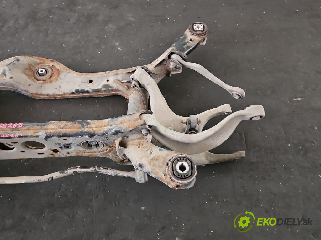 Audi A7 4G 2010-2018 4.0 V8 TFSI 420 hp automatic 309 kW 3993 cm3 5- zadna výstuha 4G0505235AD (Výstuha zadná)